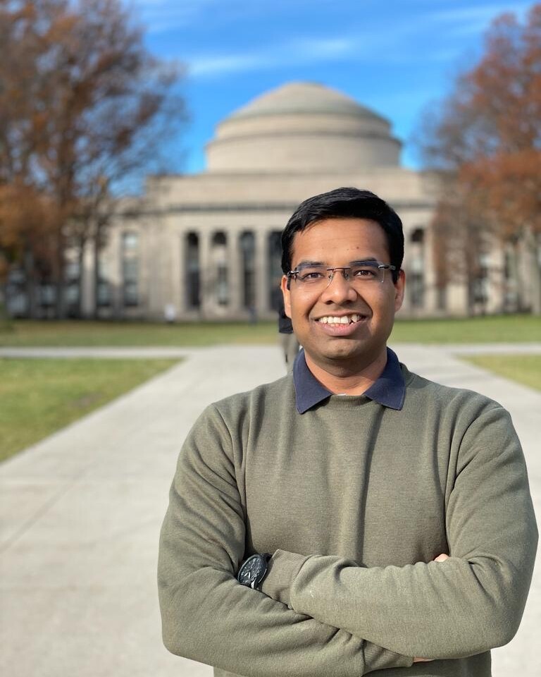 Kunal Garg headshot