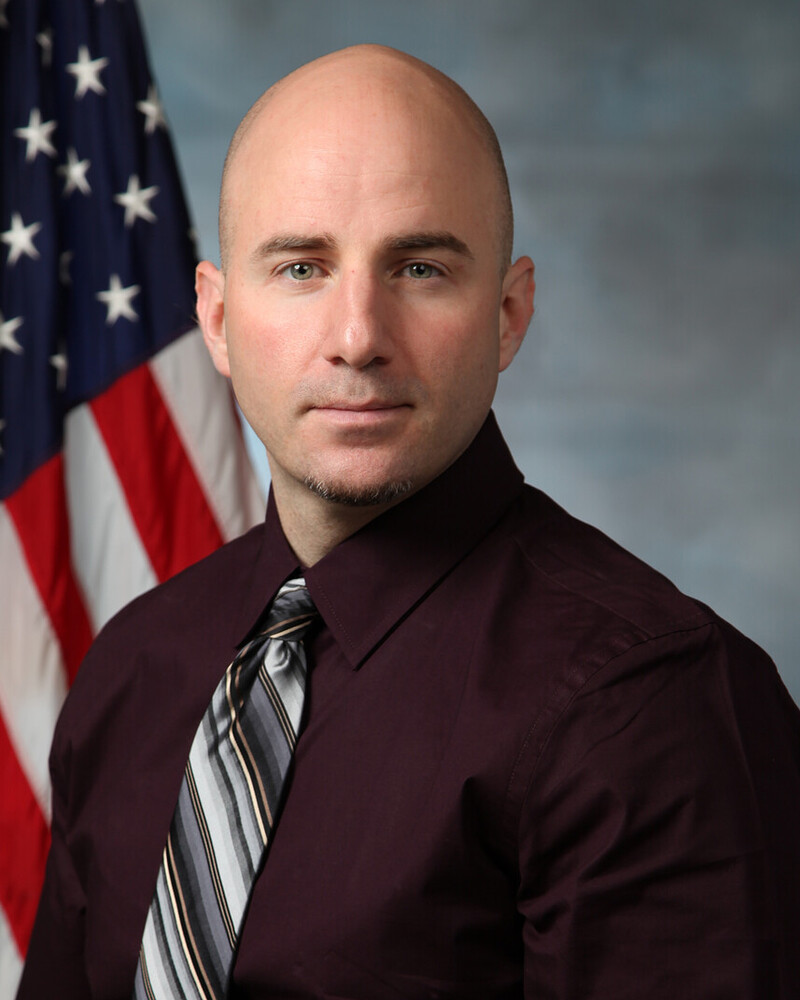 Fred Levi headshot