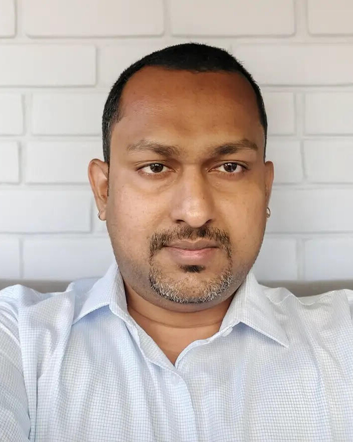 Nahas Salim headshot