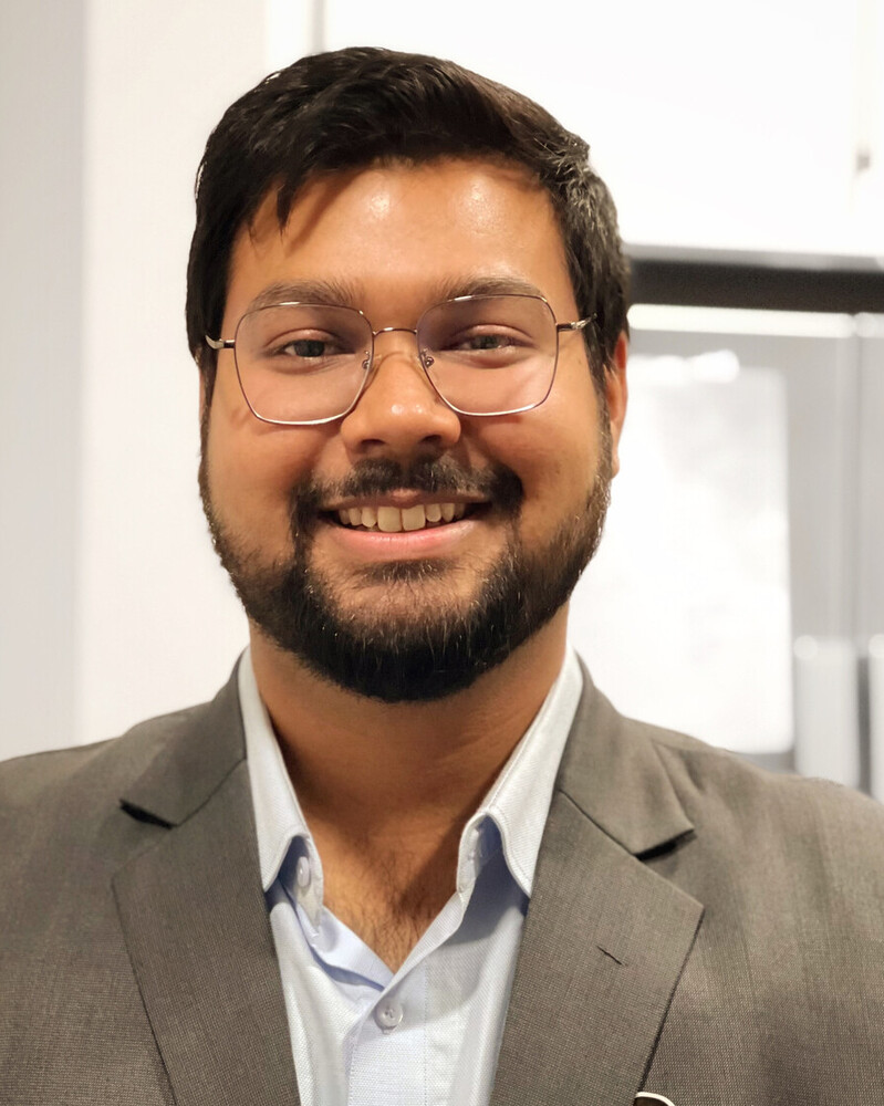 Abhinav Sinha headshot