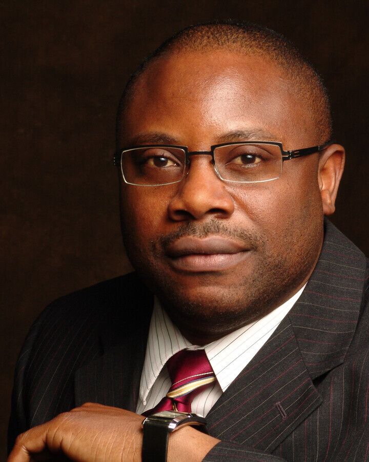 Tayo Fabusuyi photo