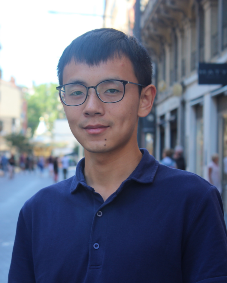 Yuzhen Qin headshot