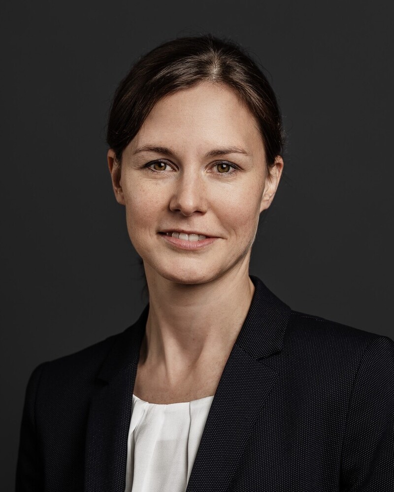 Melanie Zeilinger photo