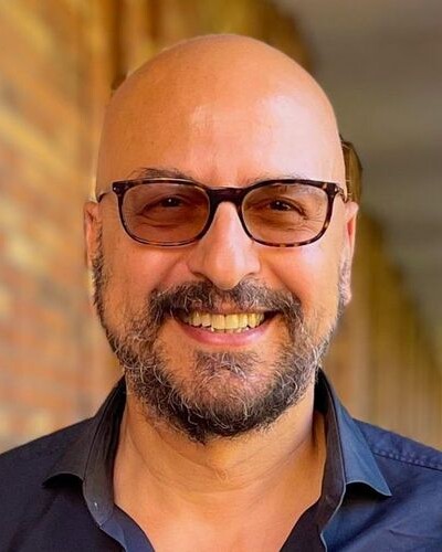 Mehran Mesbahi headshot
